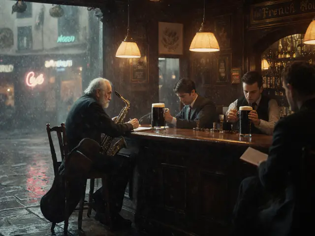 The Ultimate Bar Crawl: Exploring London's Nightlife One Drink at a Time